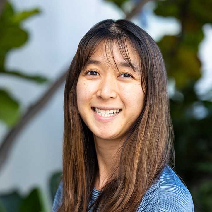 <div style="margin-top: -8px; margin-bottom: -8px; margin-left: 0px; margin-right: 0px">Kim Nguyen</div>